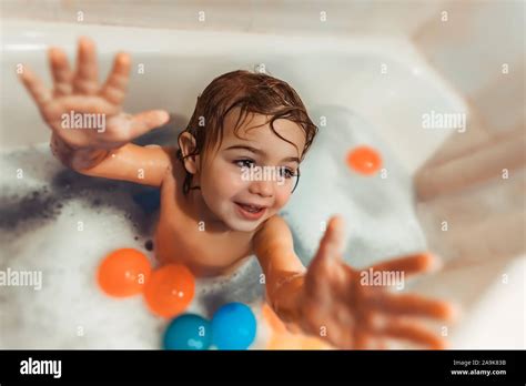 Playful bath time hi-res stock photography and images - Alamy