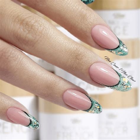 Kolorowy French Manicure - 35 Pomysłów na 2025 Rok | belliata.pl