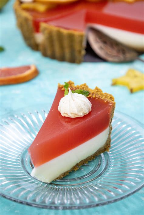 summer perfect grapefruit paloma pie  starving chef