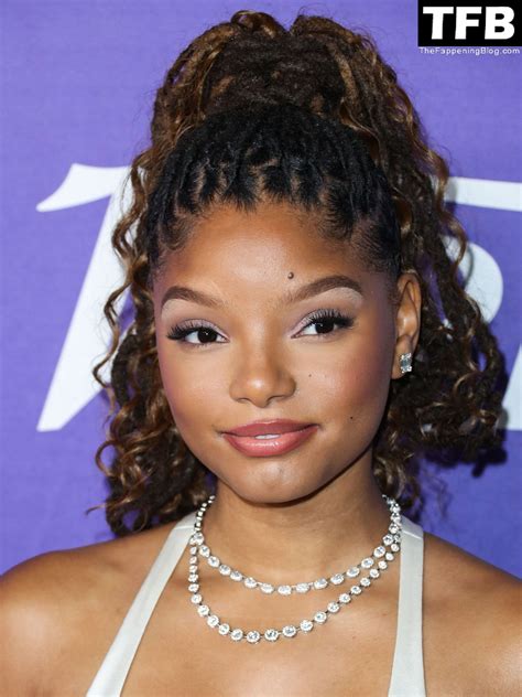 Halle Bailey Sexy Tits (94 Photos) - Sexy e-Girls🔞