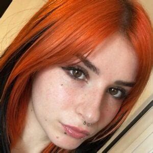 Zastela - Age, Bio, Family | Famous Birthdays