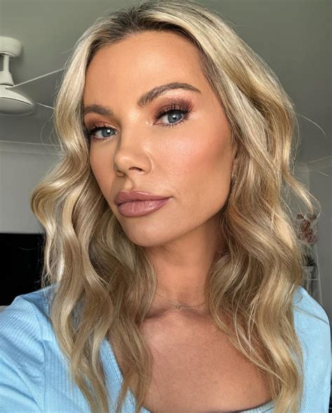 Nikki Mitchell Make-up Artist, Brows & Tan | Gold Coast QLD