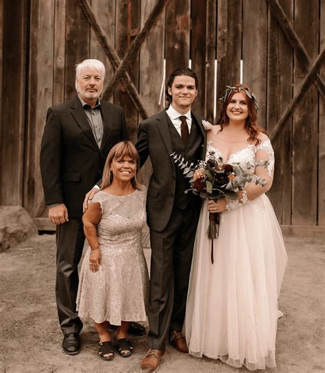 Amy Roloff Shares New Wedding Pics, Proves Major Point - The Hollywood ...