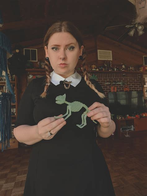 TW Pornstars - 1 pic. Chelle Silverstein. Twitter. Fuck local hot