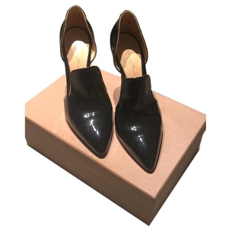 Gianvito Rossi Heels Black Patent leather ref.245399 - Joli Closet