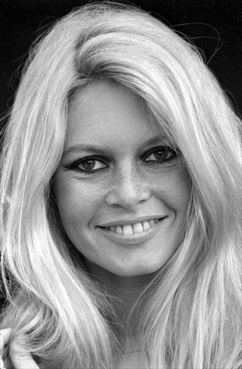 7 Classic hollywood ideas | classic hollywood, hollywood, bridget bardot