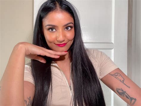 Have you looked up Viva Athena on Xvideos and Pornhub? : u/Vivaathena