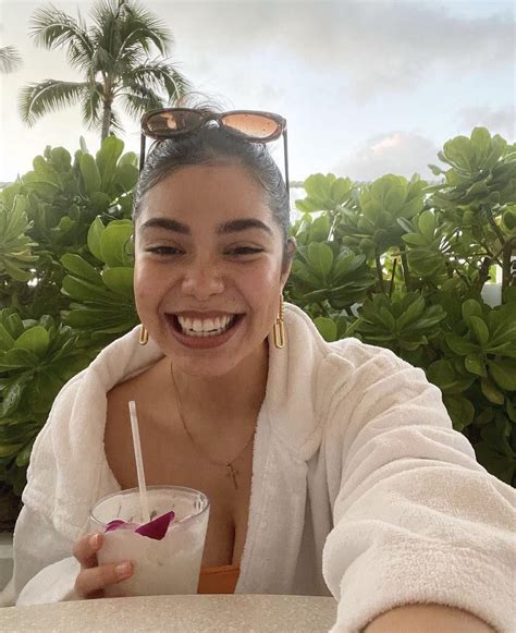 A few new selfies : r/AuliiCravalho