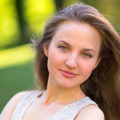 Liubov Volkova – Medium