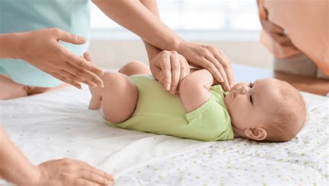 how to know if swaddle is too tight