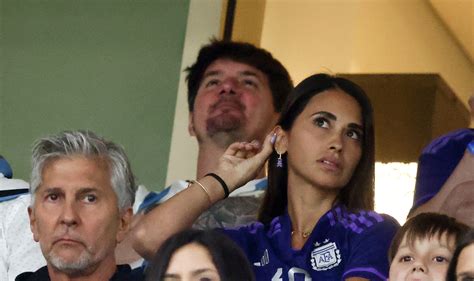 Lionel Messi Wife Antonela Roccuzzo's High-low World Cup Jersey Style