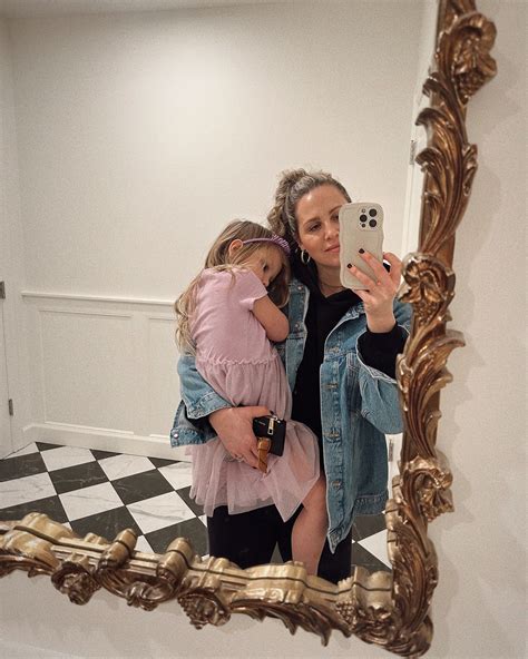 Mackenzie Ford (@mackenzie__ford) • Instagram photos and videos