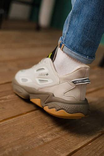 Купить Кроссовки повседневные Adidas Ozweego Celox Green мужские ...