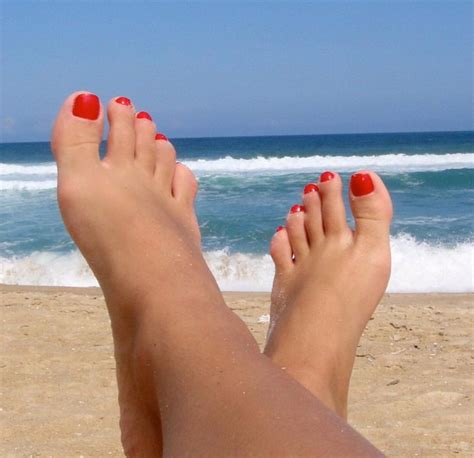 Collection 104+ Pictures Pictures Of Pretty Girls Feet Stunning