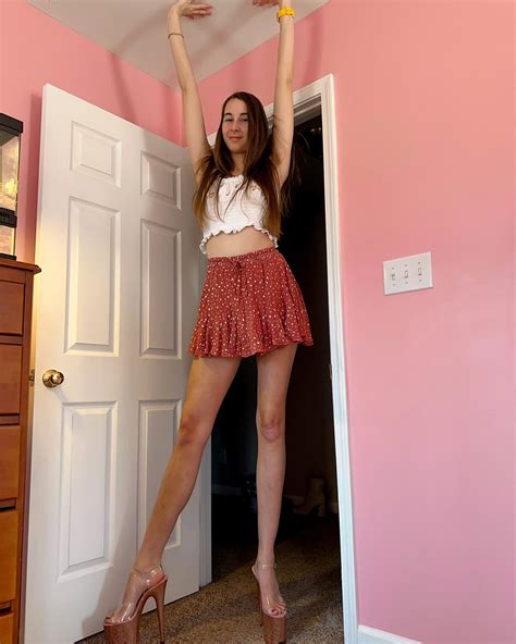 Ellie, Nice To Meet You | Outfit swap with @cammiebayy 🖤🤍🥰 . #