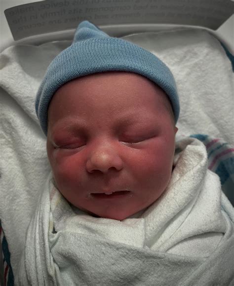 Marisa Woloszyn | After 2 weeks in the NICU baby Riley is coming home