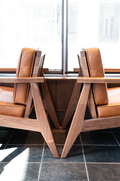Global Coffee Brand Leather Chairs