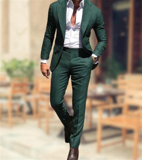 dark green color suits 8