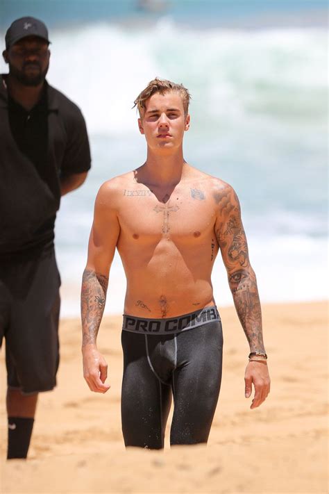 31 Celebrity Bulges That Went Hard In 2015 | Justin bieber, Naked