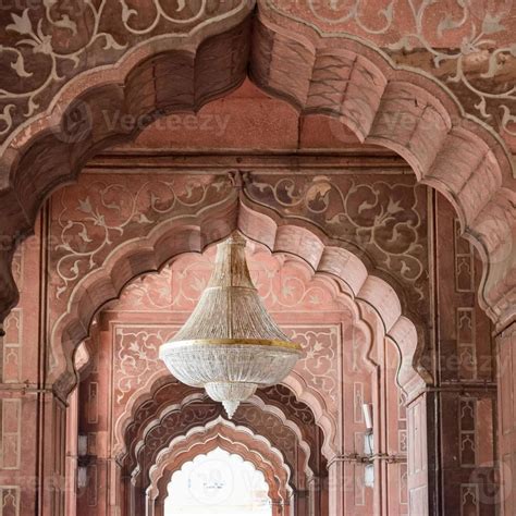 Architectural detail of Jama Masjid Mosque, Old Delhi, India, The spectacular architecture of ...