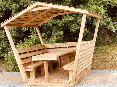 Guide to Shaded and Covered Seating at Major Venues 12