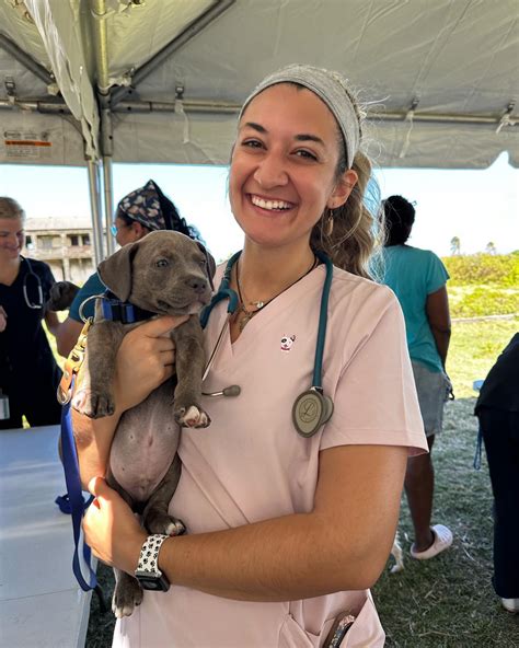 Ross University School of Veterinary Medicine