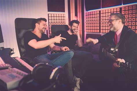 About us - RUHRTONE