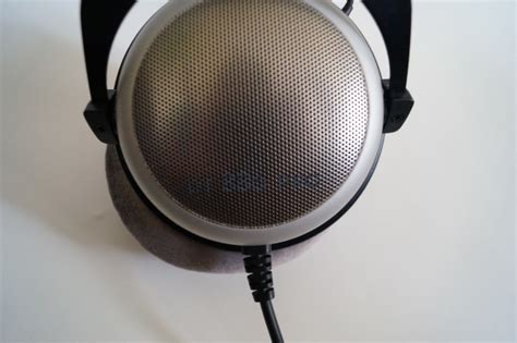 The DT880 Pro By Beyerdynamic | Headfonics