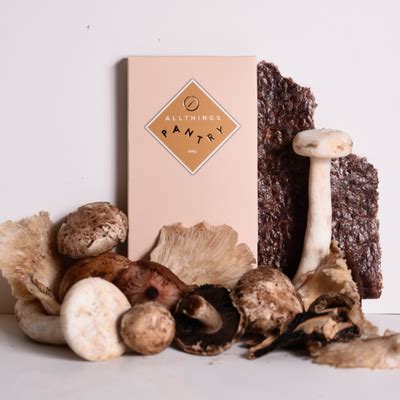 Caramelised White Chocolate with Umami Powder and Nori | Anata India ...
