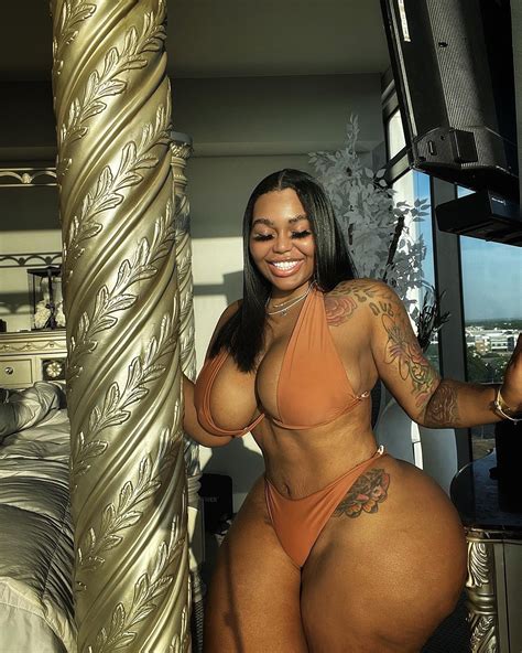 Mya Curvz Nude