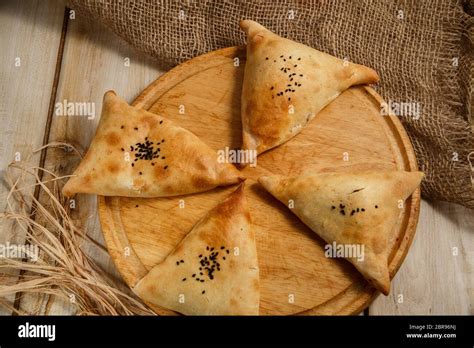 samosa samsa meat stuffed pies oriental style puff pastries