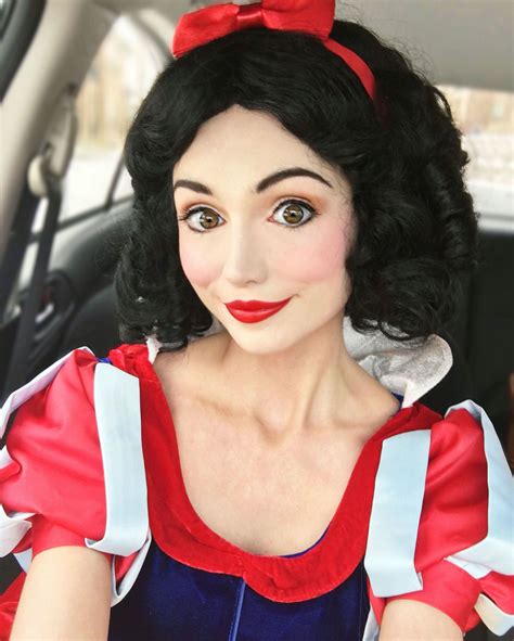 This 25-Year-Old Woman Paid $14,000 to Look Like Disney Princesses