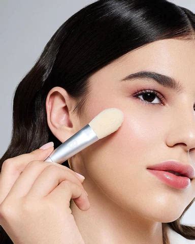 urutan makeup  benar  natural  tahan  buttonscarves