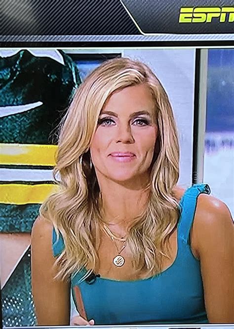 Sam Ponder - ESPN NFL Countdown : r/hot_reporters