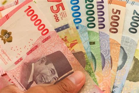 Dollar AS Hantam Mata Uang Global, Sri Mulyani: Rupiah Relatif Lebih Baik