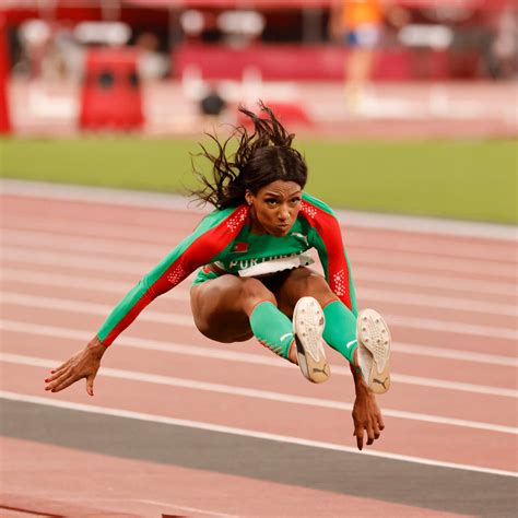 Parabéns, Patricia Mamona, pela medalha de prata na final olímpica de