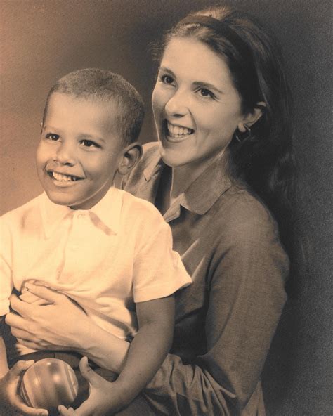 Portraits of Ann Dunham: A Glimpse into the Life of Obama’s Mother 28