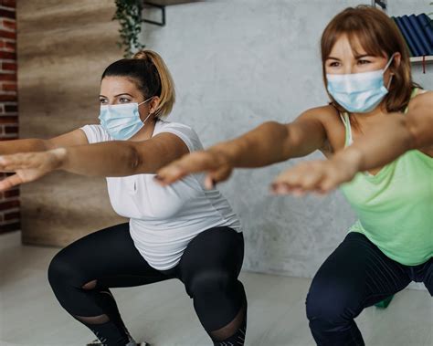 Is It Safe To Exercise While Wearing A Mask? - TreadmillReviews.com