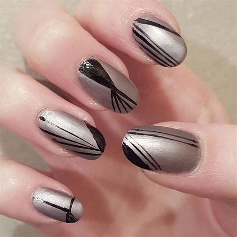 Geometric Nail Art Designs You Need to Try In 2019 | Geometric nail