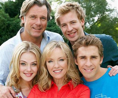 Packed To The Rafters returning in 2020 with original cast