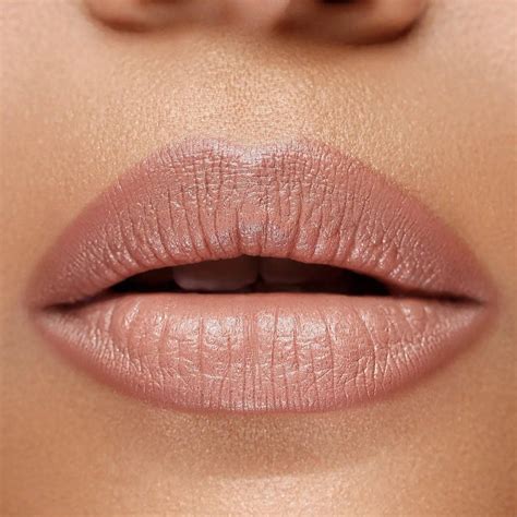 I Need a Nude Lipstick – Smooth Nude-Lilac Cream Finish | Natasha