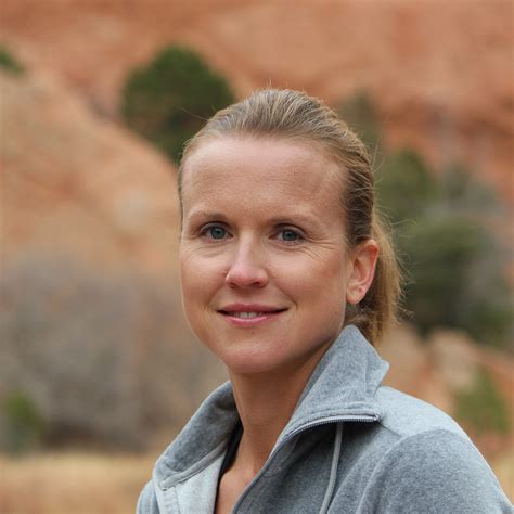 Why Your Stomach Bulges During Sit-Ups: Causes and Solutions