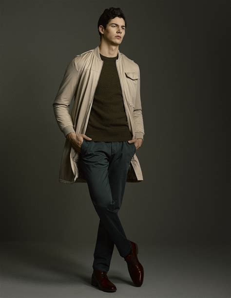 toronto professional headshots  portrait photographer male