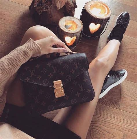 Стилни и модерни дрехи