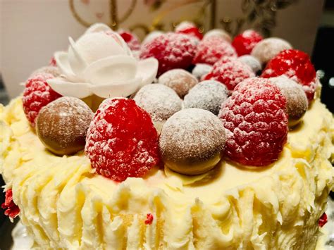 CHILLI CHOCOLATE / Шоколадовата чушка: Birthday cake / Торта за рожден ден