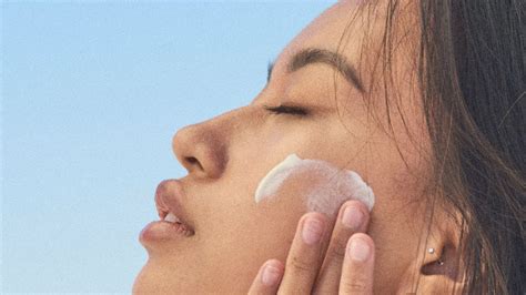 12 Best After Sun Lotions of Summer 2024 to Cool and Soothe Sunburned ...