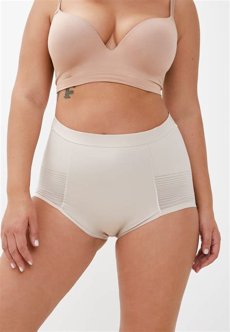 Трусы Marks & Spencer, цвет: бежевый, RTLAAY406101 — купить в интернет ...