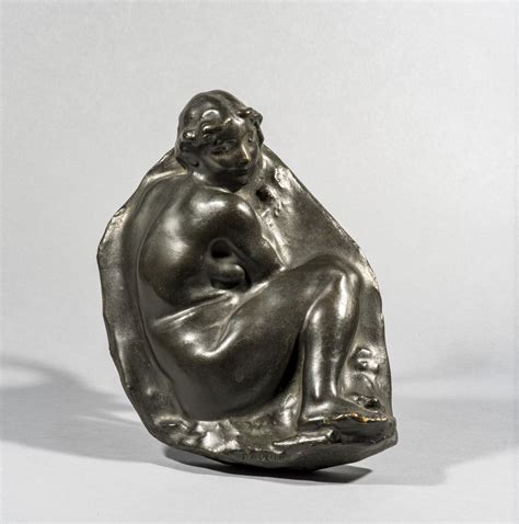 NAKED WOMAN SQUATTING - Galeries Nicolas Bourriaud