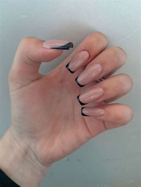Чорний френч | Nails, Beauty
