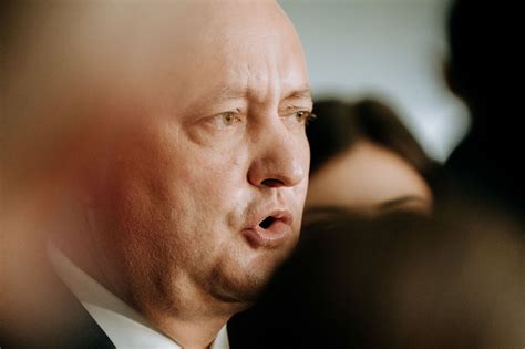 Додон: Нужно немедленно усилить безопасность в школах
